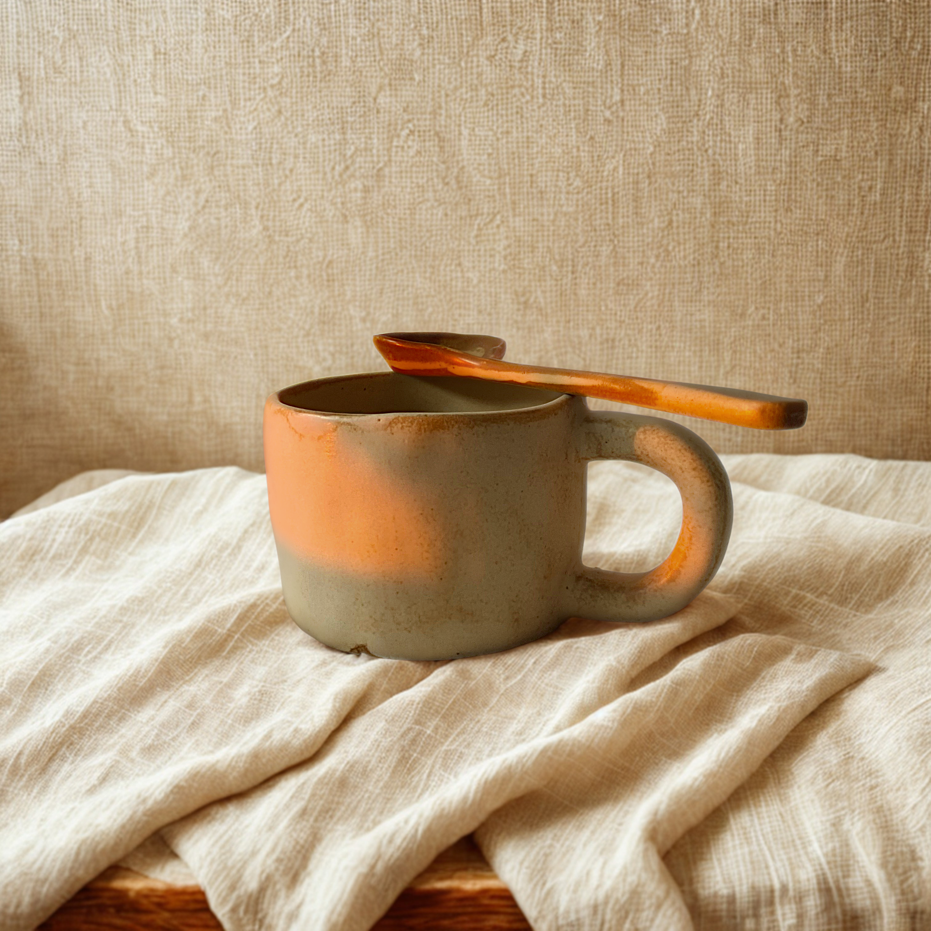 MUG AVEC CUILLERE | IVOIRE MAT Maison Fadëma